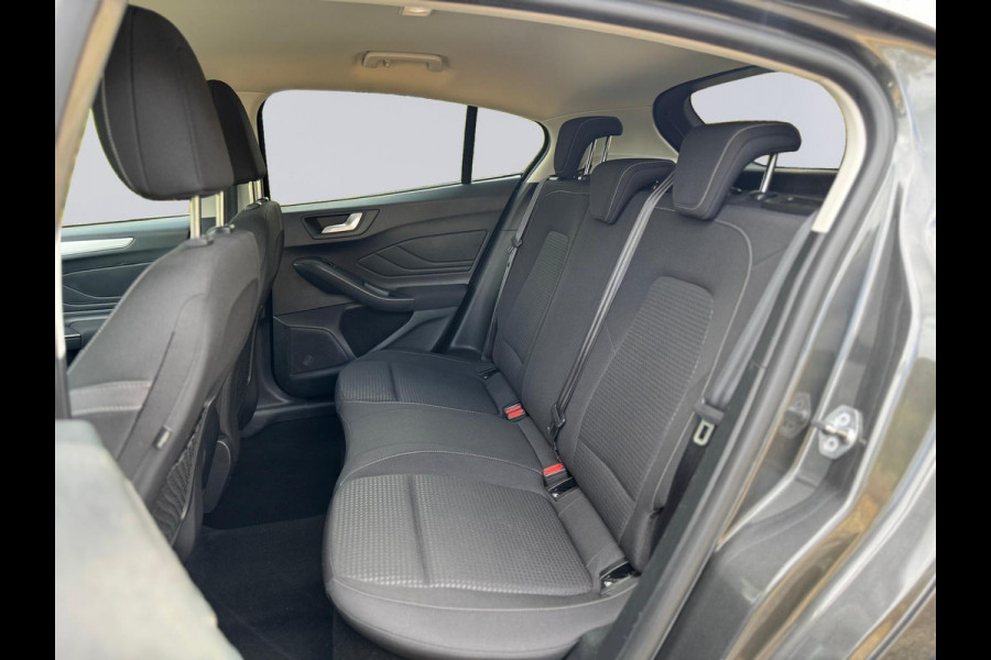 Ford Focus 1.0 EcoBoost AUTOMAAT 125 pk Titanium X Business, stoel/stuur verwarming, achteruitrijcamera, vele opties