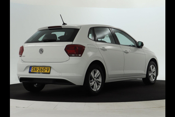Volkswagen Polo 1.0 TSI Comfortline NAVI | CarPlay | LMV