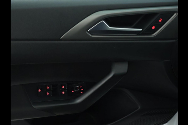 Volkswagen Polo 1.0 TSI Comfortline NAVI | CarPlay | LMV