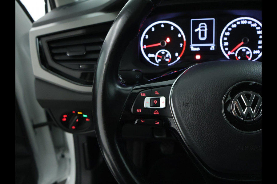 Volkswagen Polo 1.0 TSI Comfortline NAVI | CarPlay | LMV