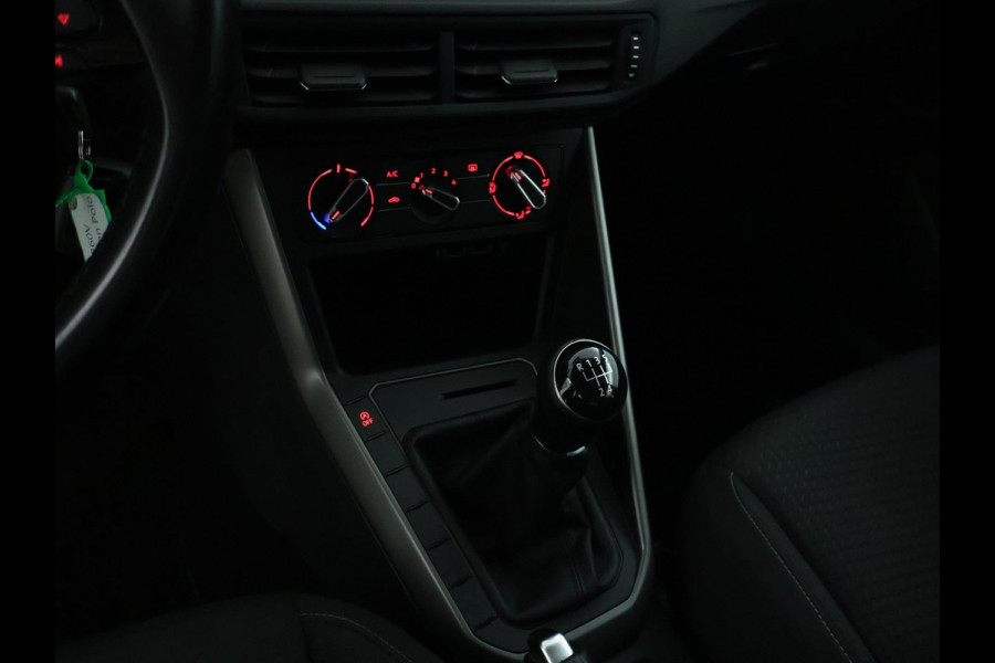 Volkswagen Polo 1.0 TSI Comfortline NAVI | CarPlay | LMV