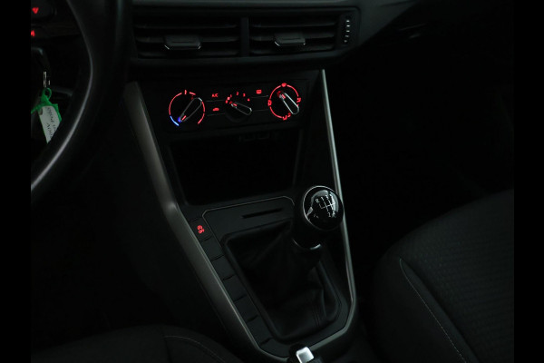 Volkswagen Polo 1.0 TSI Comfortline NAVI | CarPlay | LMV