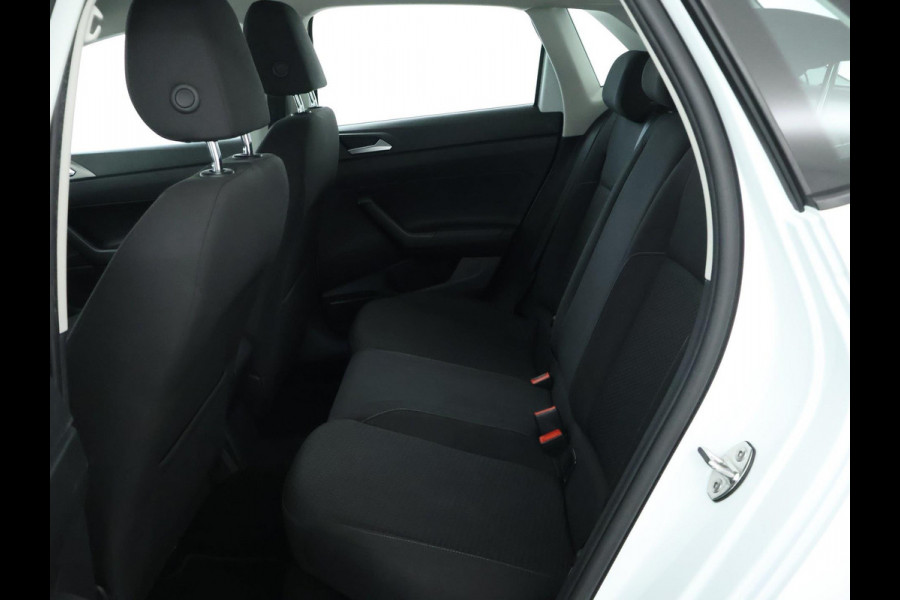 Volkswagen Polo 1.0 TSI Comfortline NAVI | CarPlay | LMV
