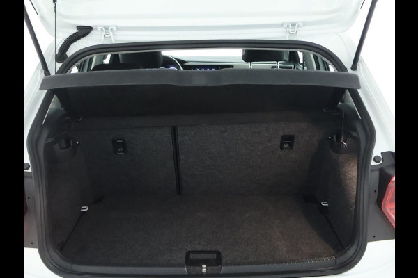 Volkswagen Polo 1.0 TSI Comfortline NAVI | CarPlay | LMV