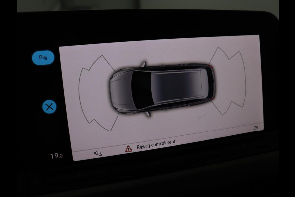 Volkswagen GOLF Variant 1.0 eTSI Life | LED | Elektrische Trekhaak | Carplay | Adaptive Cruise | PDC | Navigatie | Sfeerverlichting