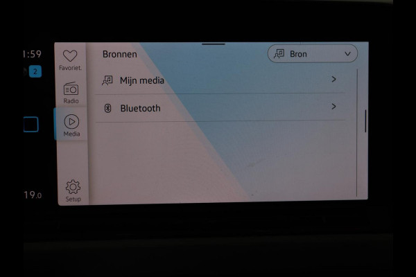 Volkswagen GOLF Variant 1.0 eTSI Life | LED | Elektrische Trekhaak | Carplay | Adaptive Cruise | PDC | Navigatie | Sfeerverlichting