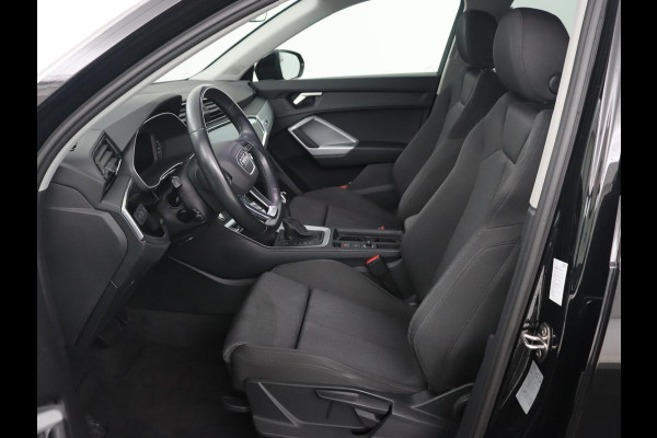 Audi Q3 45 TFSI e Advanced edition | Trekhaak Wegklapbaar | Camera | Cruise Control | Carplay | Navigatie | Virtual Cockpit | Sportstoelen | PHEV | Plug In