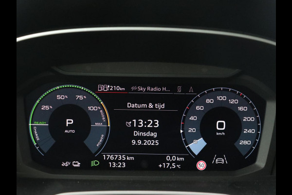 Audi Q3 45 TFSI e Advanced edition | Trekhaak Wegklapbaar | Camera | Cruise Control | Carplay | Navigatie | Virtual Cockpit | Sportstoelen | PHEV | Plug In