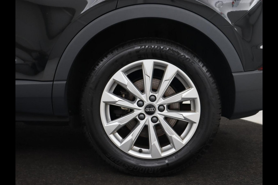 Audi Q3 45 TFSI e Advanced edition | Trekhaak Wegklapbaar | Camera | Cruise Control | Carplay | Navigatie | Virtual Cockpit | Sportstoelen | PHEV | Plug In