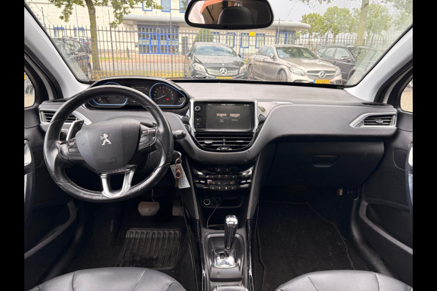 Peugeot 2008 1.2 PureTech Blue Lease Executive INRUILKOOPJE!! | AUTOM | PANO | APPLE CAR | PARK SENS | AIRCO | NL-AUTO |