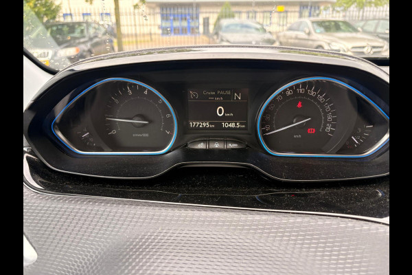 Peugeot 2008 1.2 PureTech Blue Lease Executive INRUILKOOPJE!! | AUTOM | PANO | APPLE CAR | PARK SENS | AIRCO | NL-AUTO |