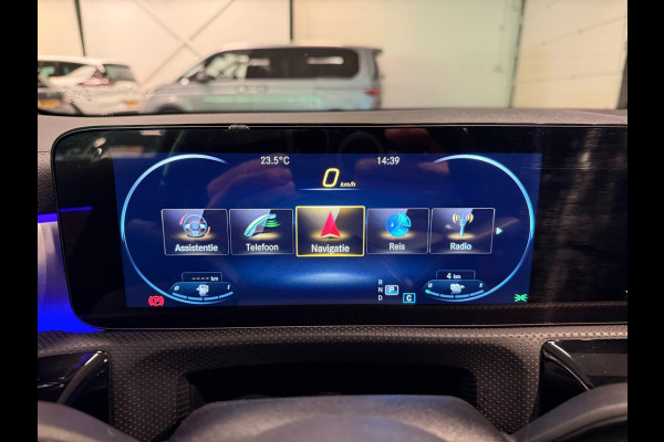 Mercedes-Benz CLA-Klasse 250 e AMG Limited SFEERVERL/WIDESCREEN/DAB/CARPLAY/CAM/PDC/ECC/CRUISE///