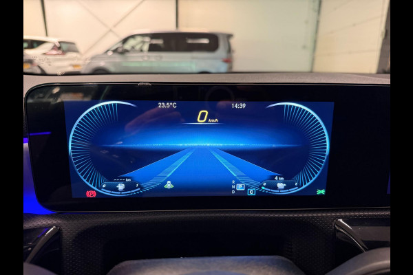 Mercedes-Benz CLA-Klasse 250 e AMG Limited SFEERVERL/WIDESCREEN/DAB/CARPLAY/CAM/PDC/ECC/CRUISE///