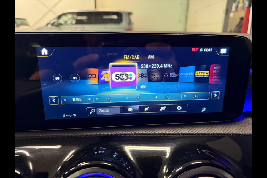 Mercedes-Benz CLA-Klasse 250 e AMG Limited SFEERVERL/WIDESCREEN/DAB/CARPLAY/CAM/PDC/ECC/CRUISE///
