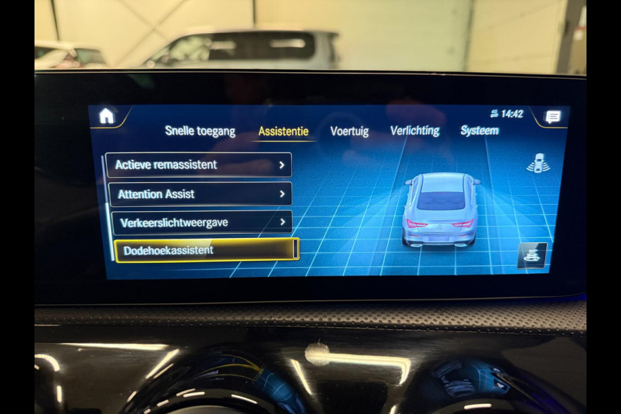 Mercedes-Benz CLA-Klasse 250 e AMG Limited SFEERVERL/WIDESCREEN/DAB/CARPLAY/CAM/PDC/ECC/CRUISE///
