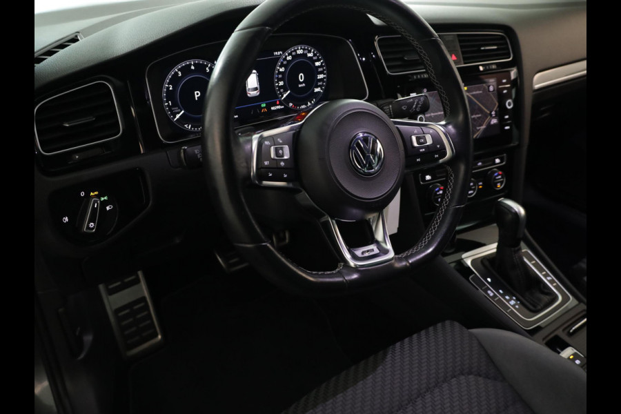 Volkswagen GOLF Variant 1.5 TSI Highline Business R 150 pk Automaat (DSG) | Navigatie | Parkeersensoren | Achteruitrijcamera | Adaptieve cruise control | Apple Carplay/Android Auto | LED koplampen |