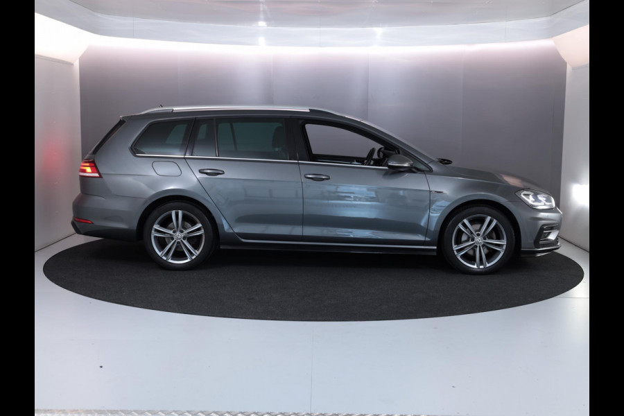 Volkswagen GOLF Variant 1.5 TSI Highline Business R 150 pk Automaat (DSG) | Navigatie | Parkeersensoren | Achteruitrijcamera | Adaptieve cruise control | Apple Carplay/Android Auto | LED koplampen |