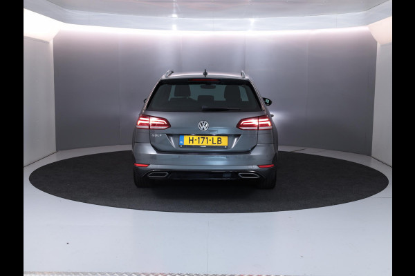 Volkswagen GOLF Variant 1.5 TSI Highline Business R 150 pk Automaat (DSG) | Navigatie | Parkeersensoren | Achteruitrijcamera | Adaptieve cruise control | Apple Carplay/Android Auto | LED koplampen |