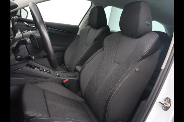 Škoda Octavia Combi 1.4 TSI iV PHEV Business Edition | Adaptive Cruise | Stoel & Stuurverwarming | LED | Navigatie | Carplay | Massage | Elektrische achterklep | Camera