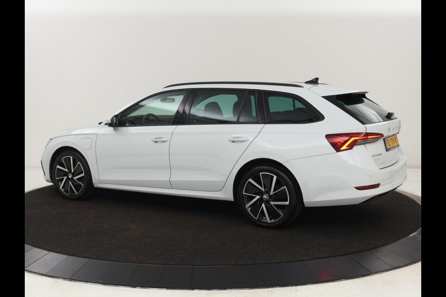 Škoda Octavia Combi 1.4 TSI iV PHEV Business Edition | Adaptive Cruise | Stoel & Stuurverwarming | LED | Navigatie | Carplay | Massage | Elektrische achterklep | Camera