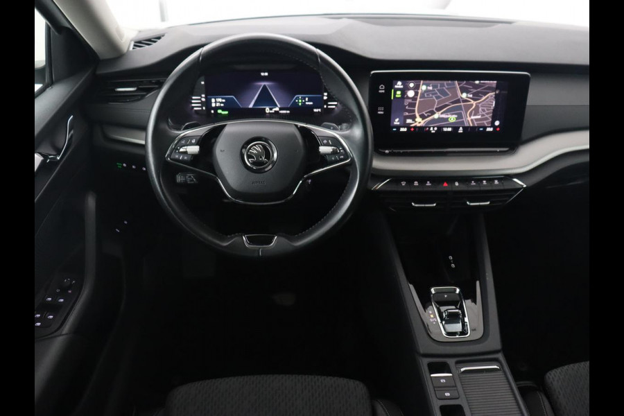 Škoda Octavia Combi 1.4 TSI iV PHEV Business Edition | Adaptive Cruise | Stoel & Stuurverwarming | LED | Navigatie | Carplay | Massage | Elektrische achterklep | Camera