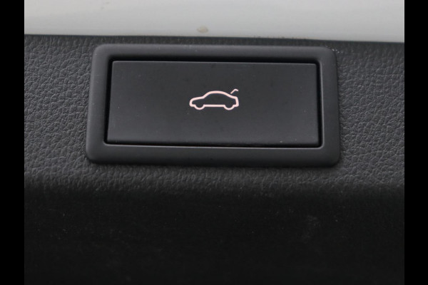 Škoda Octavia Combi 1.4 TSI iV PHEV Business Edition | Adaptive Cruise | Stoel & Stuurverwarming | LED | Navigatie | Carplay | Massage | Elektrische achterklep | Camera
