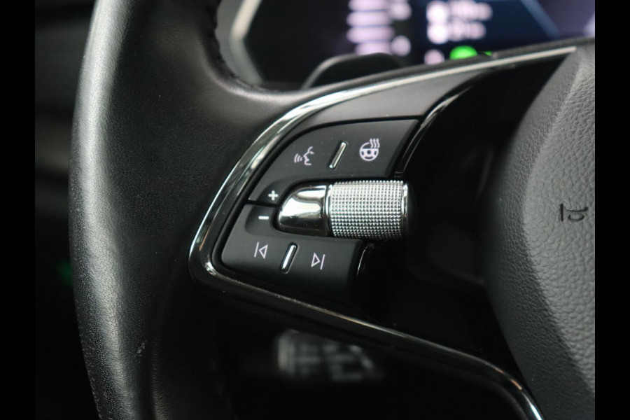 Škoda Octavia Combi 1.4 TSI iV PHEV Business Edition | Adaptive Cruise | Stoel & Stuurverwarming | LED | Navigatie | Carplay | Massage | Elektrische achterklep | Camera