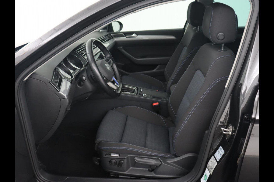 Volkswagen Passat Variant 1.4 TSI PHEV GTE Business | Adaptive Cruise | Navigatie | Virtual Cockpit | Massage | Stoelverwarming | Carplay