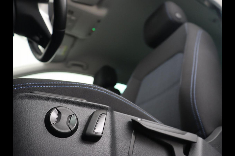 Volkswagen Passat Variant 1.4 TSI PHEV GTE Business | Adaptive Cruise | Navigatie | Virtual Cockpit | Massage | Stoelverwarming | Carplay
