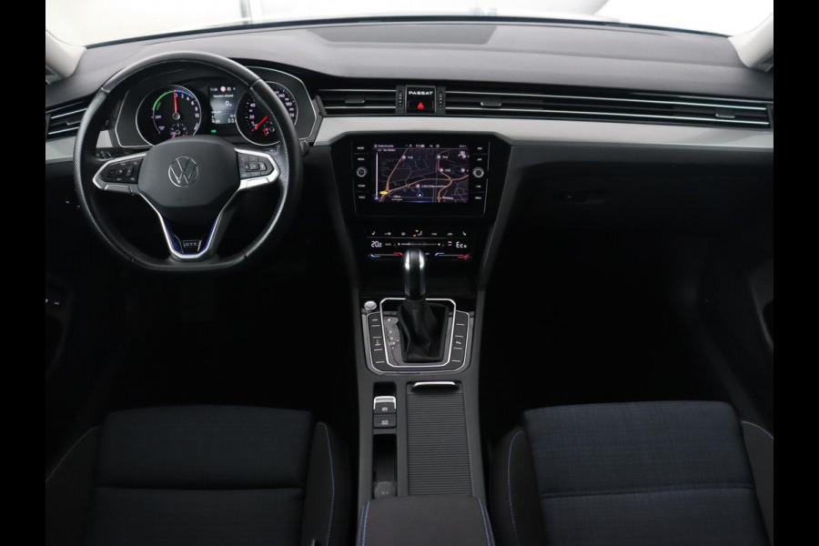 Volkswagen Passat Variant 1.4 TSI PHEV GTE Business | Adaptive Cruise | Navigatie | Virtual Cockpit | Massage | Stoelverwarming | Carplay