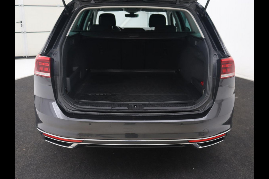 Volkswagen Passat Variant 1.4 TSI PHEV GTE Business | Adaptive Cruise | Navigatie | Virtual Cockpit | Massage | Stoelverwarming | Carplay
