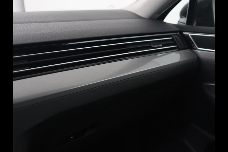 Volkswagen Passat Variant 1.4 TSI PHEV GTE Business | Adaptive Cruise | Navigatie | Virtual Cockpit | Massage | Stoelverwarming | Carplay