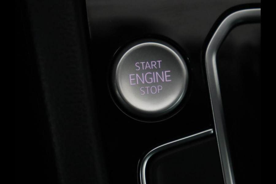 Volkswagen Passat Variant 1.4 TSI PHEV GTE Business | Adaptive Cruise | Navigatie | Virtual Cockpit | Massage | Stoelverwarming | Carplay