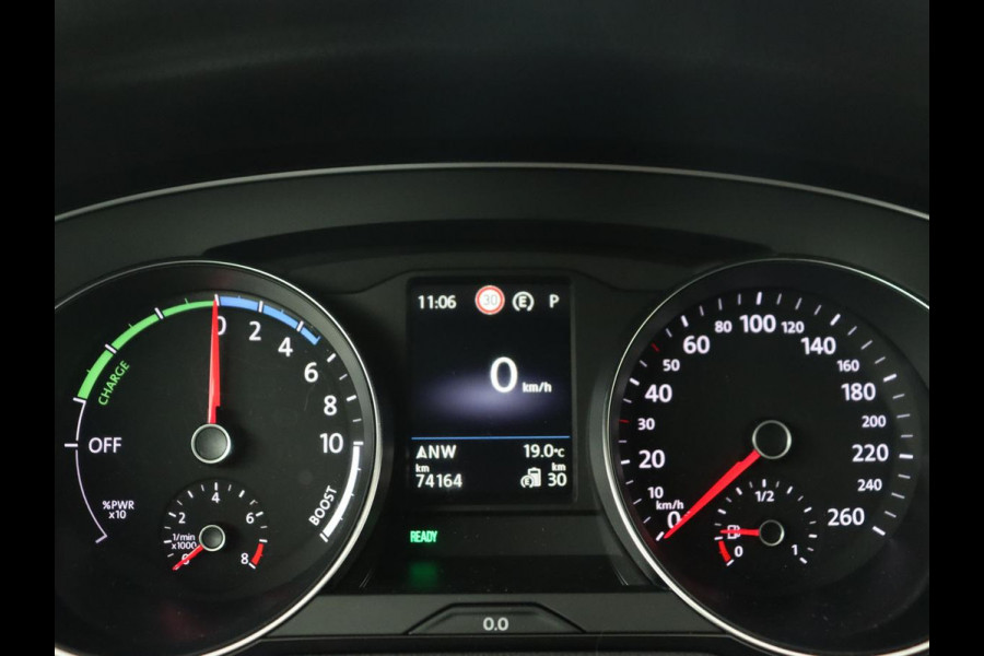 Volkswagen Passat 1.4 TSI PHEV GTE Business | Adaptive Cruise | Navigatie | Virtual Cockpit | Massage | Stoelverwarming | Carplay