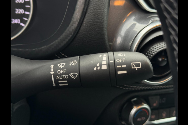 Nissan Juke 1.0 DIG-T N-Connecta AUTOMAAT / CAMERA / LED / NAVI / PDC / STOELVERWARMING / REGENSENS / CARPLAY / VOORUIT VERW.