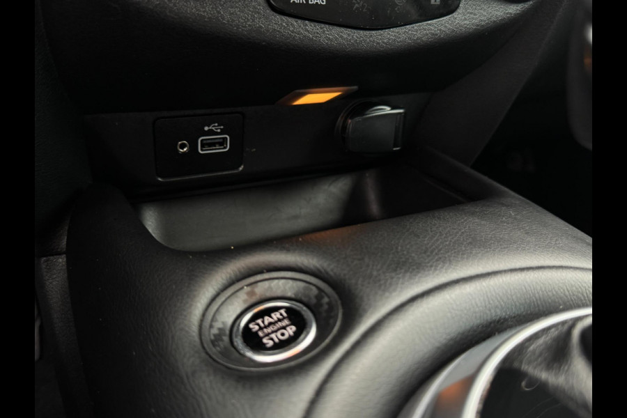 Nissan Juke 1.0 DIG-T N-Connecta AUTOMAAT / CAMERA / LED / NAVI / PDC / STOELVERWARMING / REGENSENS / CARPLAY / VOORUIT VERW.