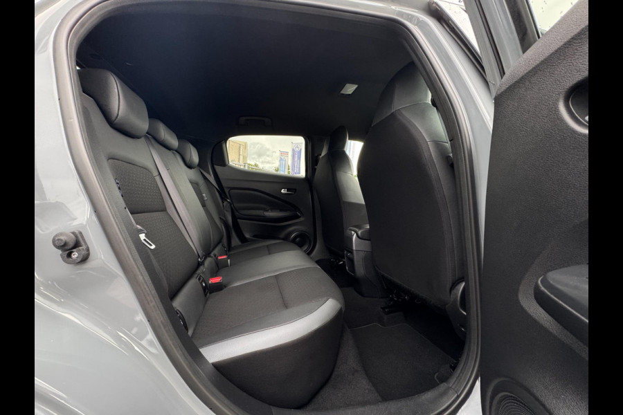 Nissan Juke 1.0 DIG-T N-Connecta AUTOMAAT / CAMERA / LED / NAVI / PDC / STOELVERWARMING / REGENSENS / CARPLAY / VOORUIT VERW.