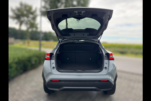 Nissan Juke 1.0 DIG-T N-Connecta AUTOMAAT / CAMERA / LED / NAVI / PDC / STOELVERWARMING / REGENSENS / CARPLAY / VOORUIT VERW.