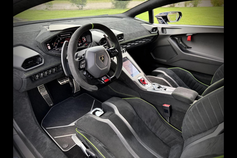 Lamborghini Huracán STO 5.2 V10 LIFT|Carbon|AD PERSONAM|60th AN|VAT/BTW|GARANTIE 05-2026