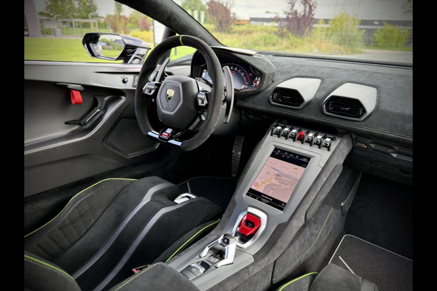 Lamborghini Huracán STO 5.2 V10 LIFT|Carbon|AD PERSONAM|60th AN|VAT/BTW|GARANTIE 05-2026