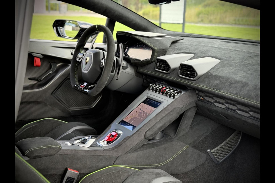 Lamborghini Huracán STO 5.2 V10 LIFT|Carbon|AD PERSONAM|60th AN|VAT/BTW|GARANTIE 05-2026