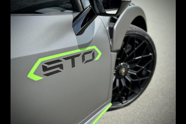 Lamborghini Huracán STO 5.2 V10 LIFT|Carbon|AD PERSONAM|60th AN|VAT/BTW|GARANTIE 05-2026