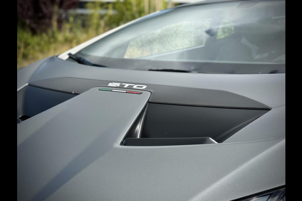 Lamborghini Huracán STO 5.2 V10 LIFT|Carbon|AD PERSONAM|60th AN|VAT/BTW|GARANTIE 05-2026