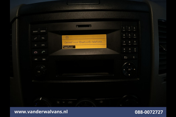 Mercedes-Benz Sprinter 316 CDI 164pk L2H2 Euro6 Airco | 2800kg Trekhaak | Cruisecontrol Parkeersensoren, Chauffeursstoel Mercedes-Benz Sprinter 316 CDI 164pk L2H2 Euro6 Airco | 2800kg Trekhaak | Cruisecontrol Parkeersensoren, Chauffeursstoel