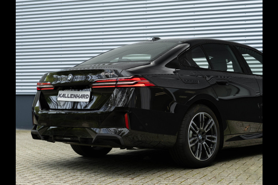 BMW 5 Serie 530e M-Sport - Driving Ass Plus - Camera - Stoelverwarming - Adaptive LED