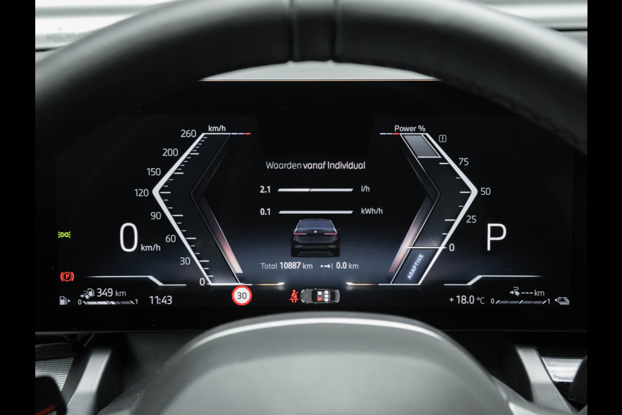 BMW 5 Serie 530e M-Sport - Driving Ass Plus - Camera - Stoelverwarming - Adaptive LED