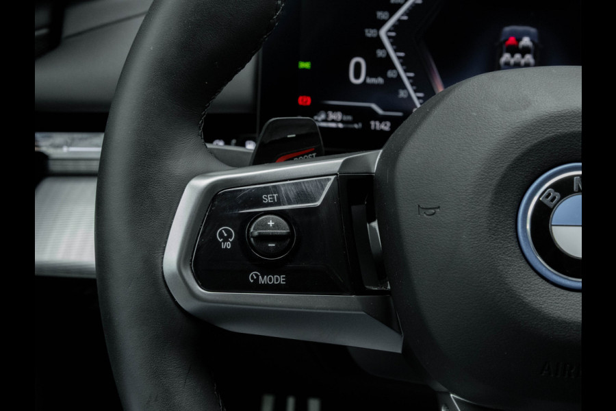 BMW 5 Serie 530e M-Sport - Driving Ass Plus - Camera - Stoelverwarming - Adaptive LED