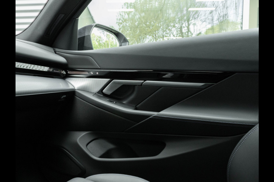 BMW 5 Serie 530e M-Sport - Driving Ass Plus - Camera - Stoelverwarming - Adaptive LED