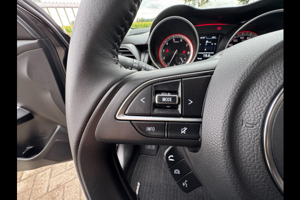 Suzuki Swift 1.2 Style Smart Hybrid AUTOMAAT / CARPLAY / PARKEERSENSOREN / CRUISE / CAMERA / ZO GOED ALS NIEUW / METALLIC