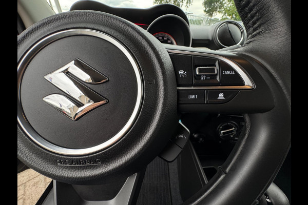 Suzuki Swift 1.2 Style Smart Hybrid AUTOMAAT / CARPLAY / PARKEERSENSOREN / CRUISE / CAMERA / ZO GOED ALS NIEUW / METALLIC